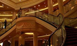 世界上最豪华的游轮