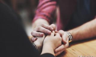 女孩子喜欢什么礼物 女孩子喜欢什么礼物